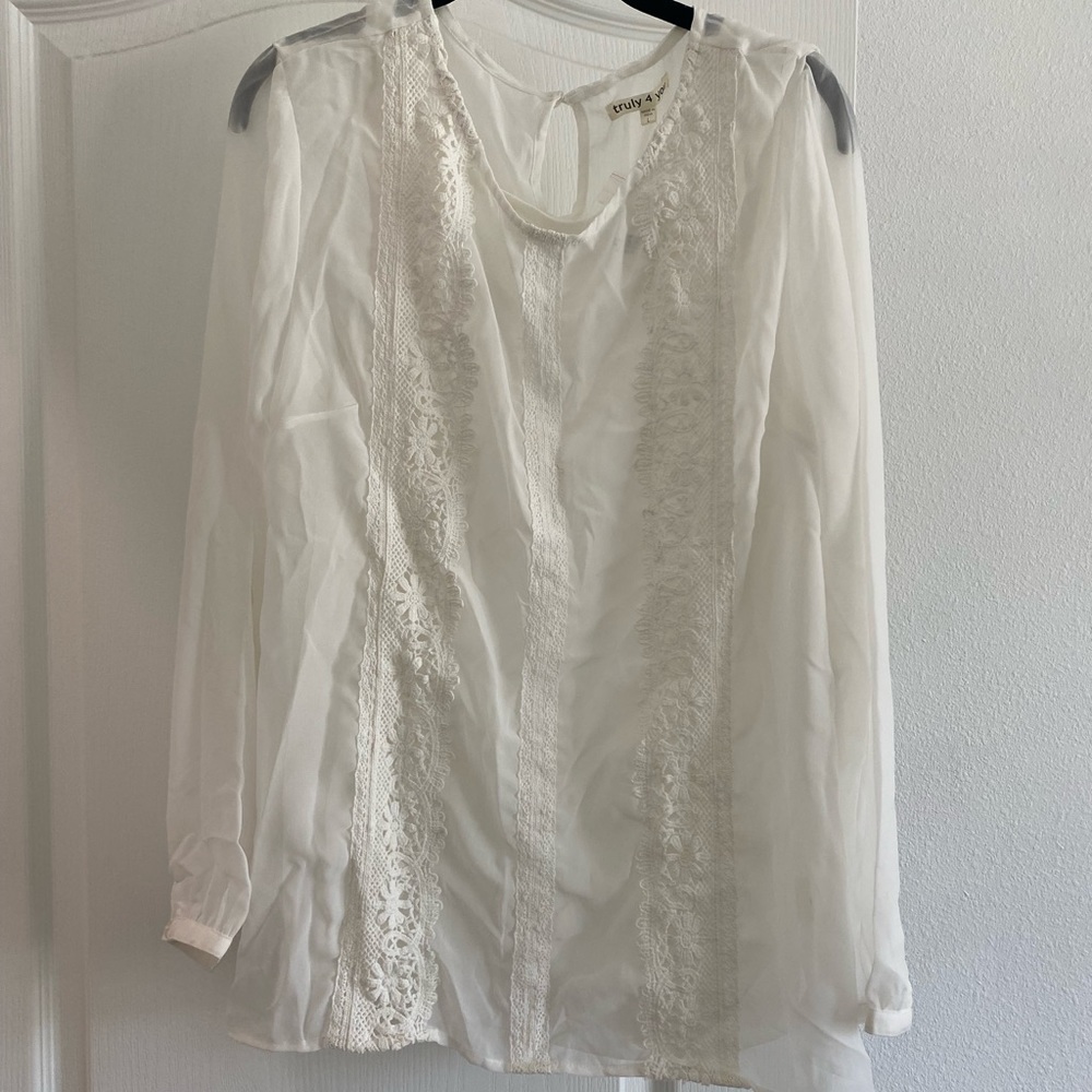 Truly 4 You Sheer Lace Blouse SZ L